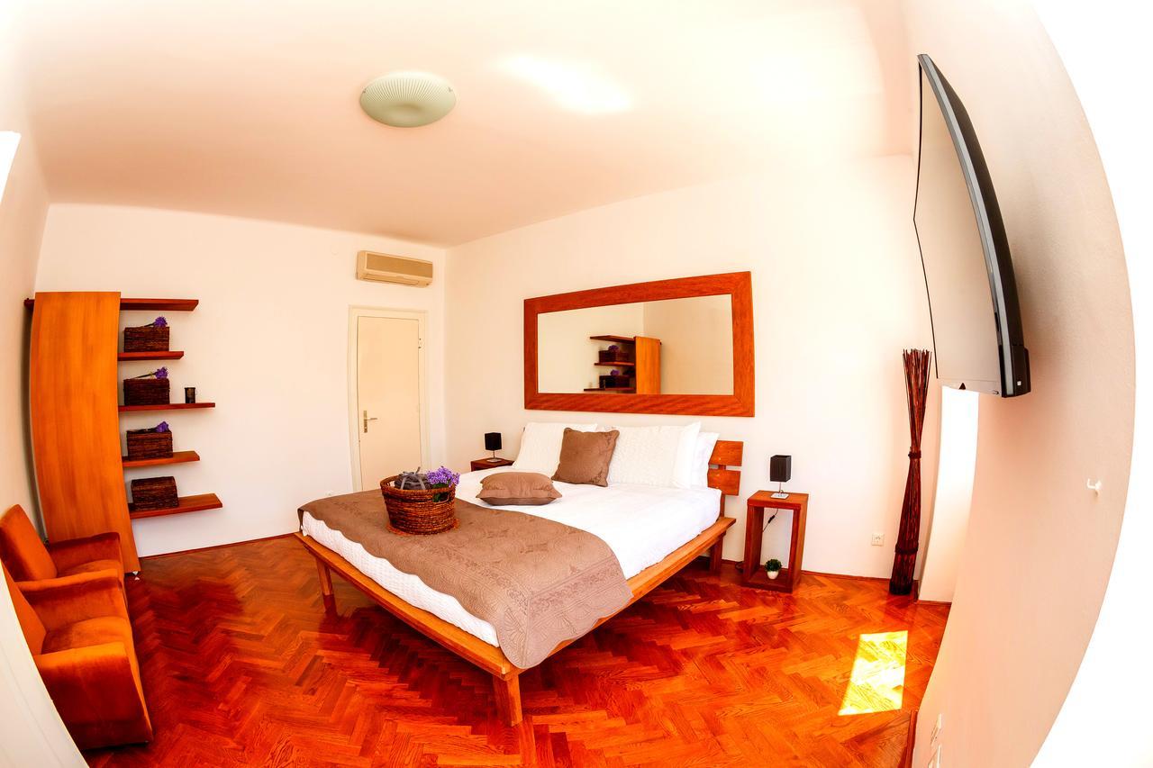Luxury Collection Centre Apartment